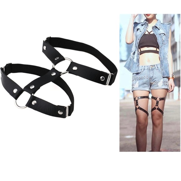 Leather Garters - Picture 1 of 2